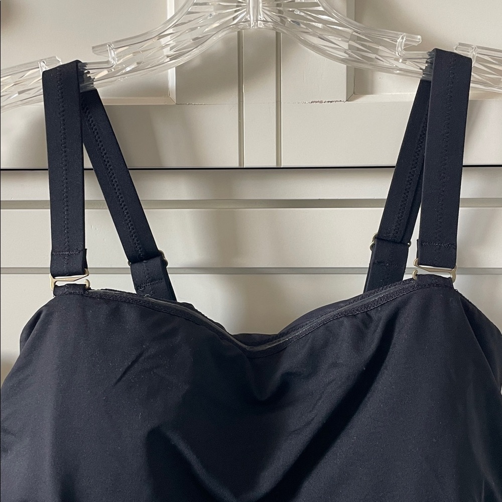 Land's End Women'S Black One-Piece Swim Suit w/ D-Cup Support Bra Full Coverage - Picture 2 of 8